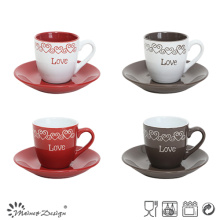 Regalo dulce del amante 3oz tazas y platillos